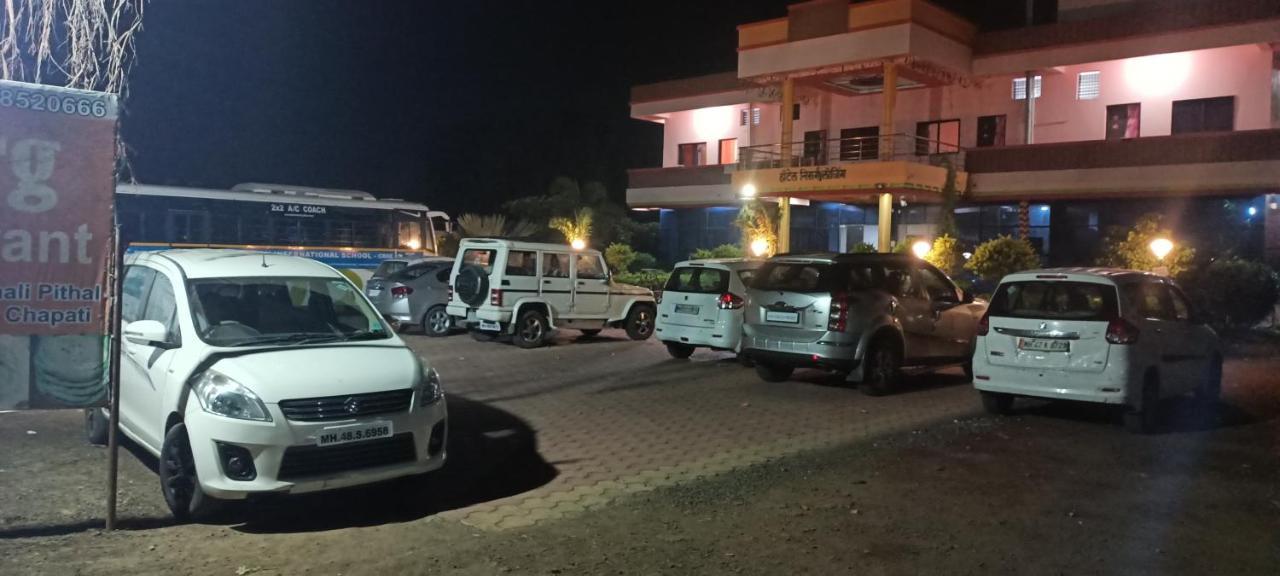 Hotel Nisarg Lodging And Restaurant Aurangabad  Ngoại thất bức ảnh